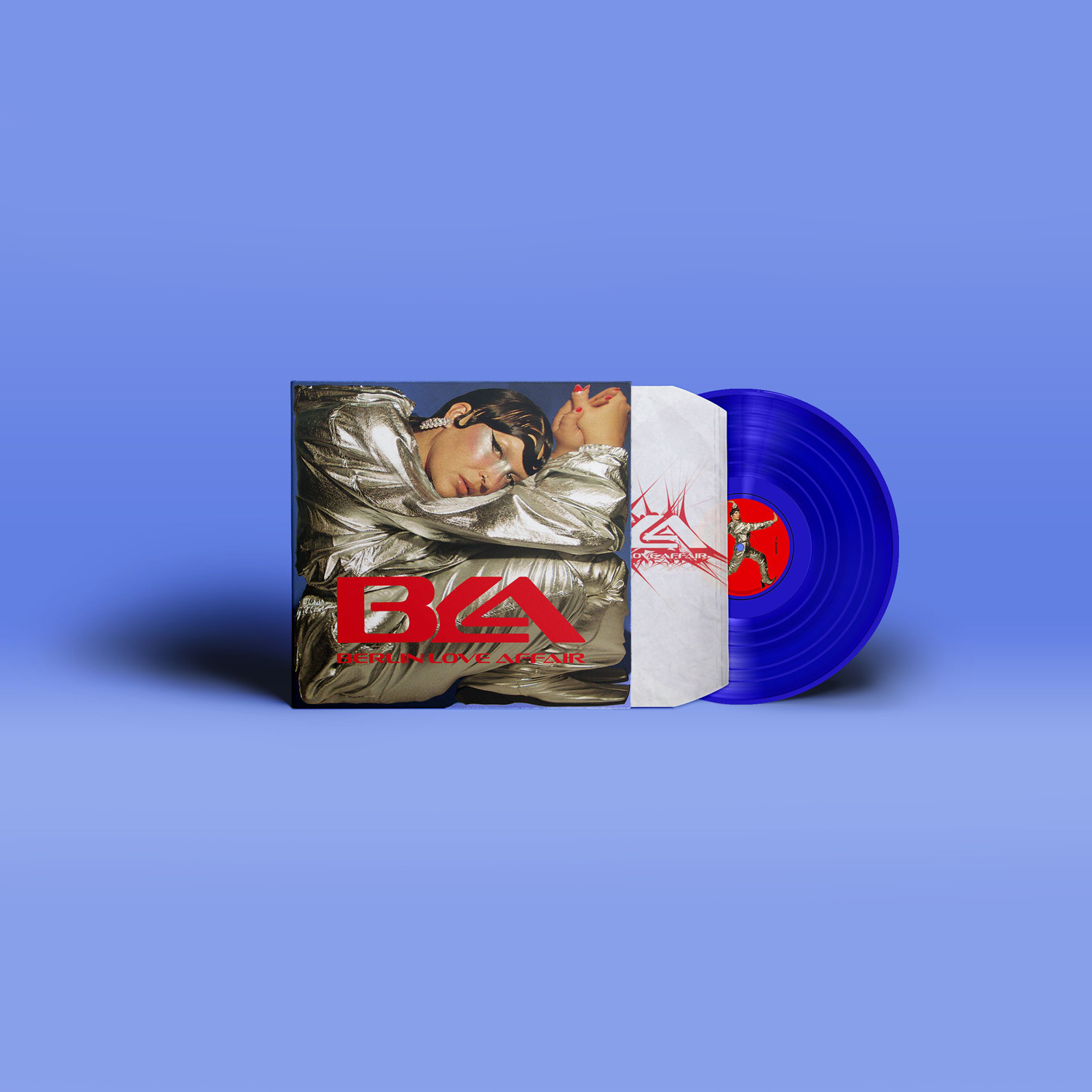 https://images.bravado.de/prod/product-assets/futurebae/futurebae/products/504338/web/397281/image-thumb__397281__3000x3000_original/Futurebae-BLA-berlin-love-affair-Vinyl-Bundle-zu-bundeln-Album-504338-397281.2f32b544.png