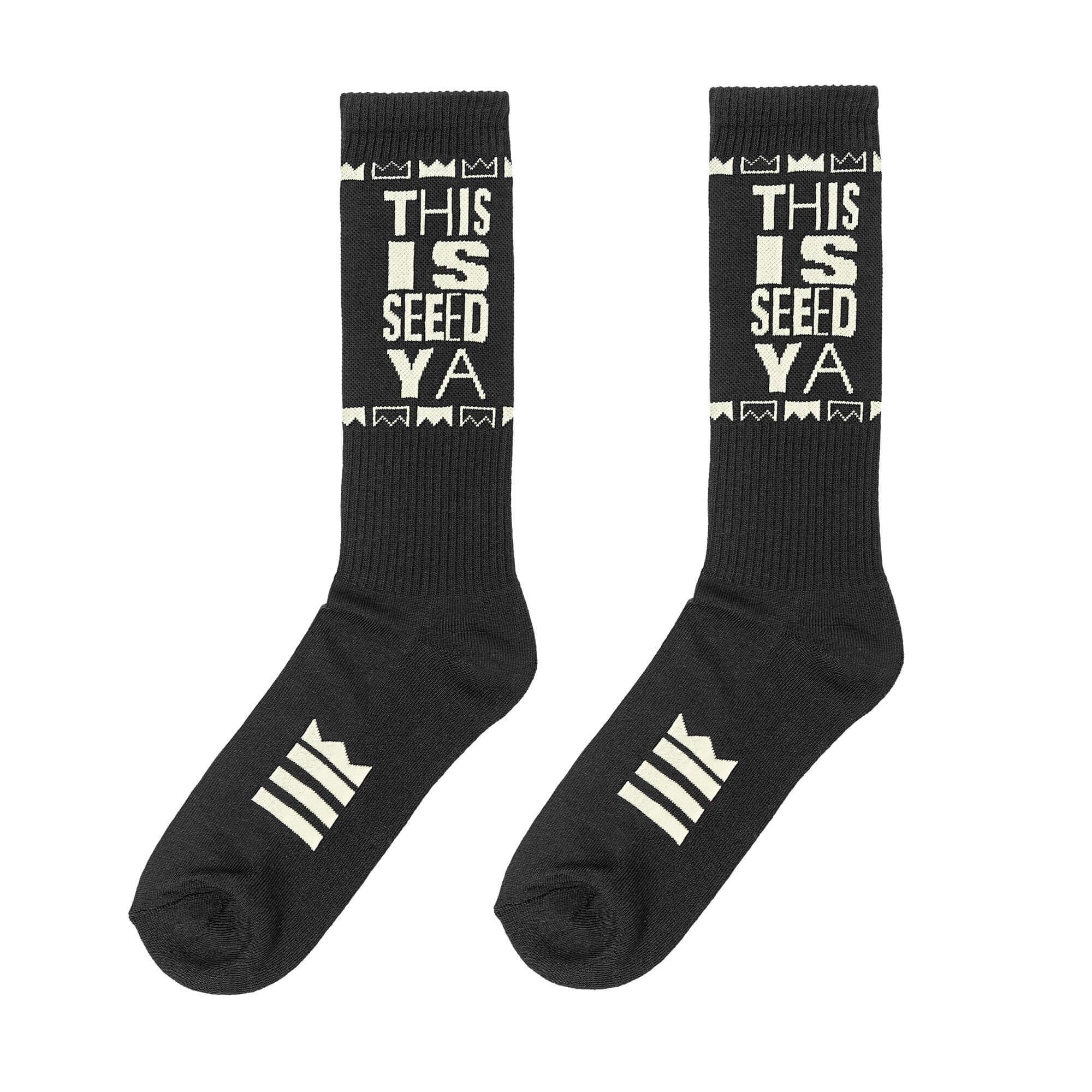 https://images.bravado.de/prod/product-assets/product-asset-data/seeed/seeed/products/135858/web/28638/image-thumb__28638__3000x3000_original/Seeed-Retro-Logo-Socken-Socken-weiss-135858-28638.52483a18.jpg