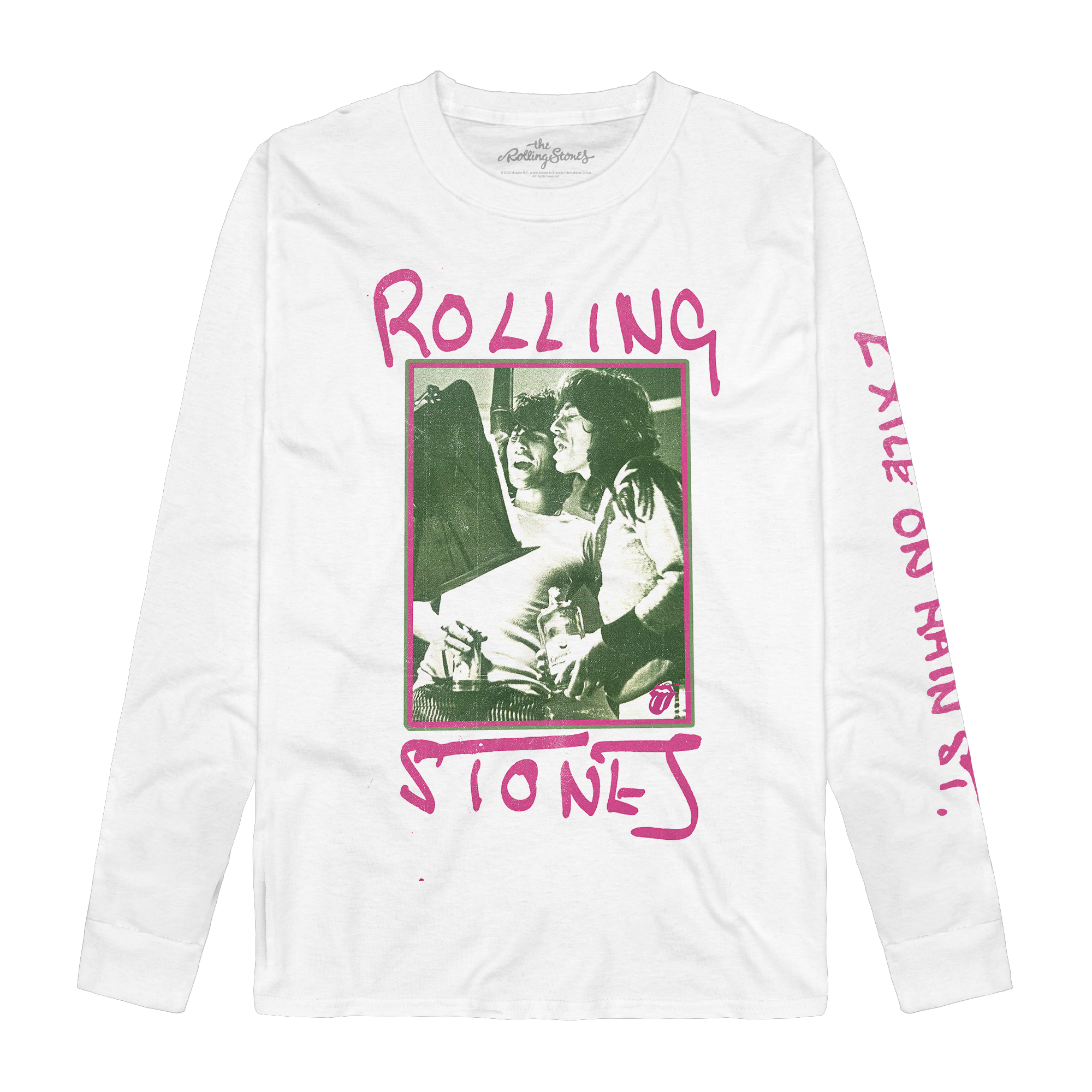 https://images.bravado.de/prod/product-assets/product-asset-data/rolling-stones-the/the-rolling-stones/products/504259/web/396676/image-thumb__396676__3000x3000_original/The-Rolling-Stones_Exile-On-Main-Street-Photo_Longsleeve_s504259_o2073699_a396676_v10744359.f046156f.png