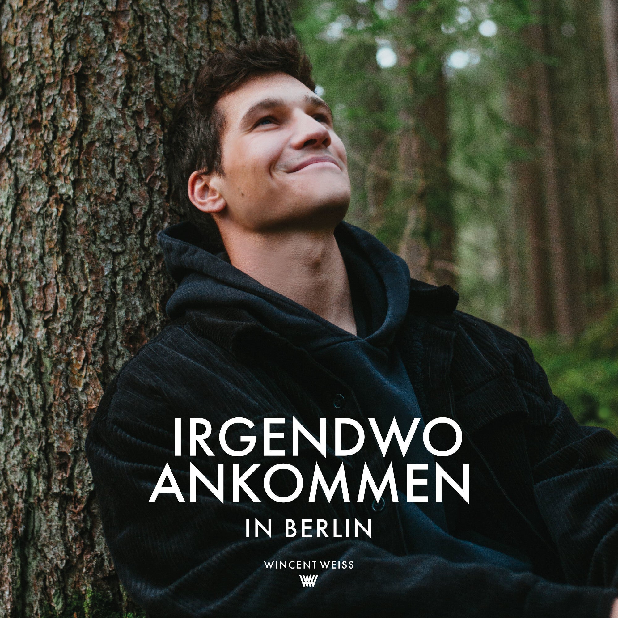 https://images.bravado.de/prod/product-assets/product-asset-data/wincent-weiss/wincent-weiss-d2c-tt/products/503592/web/389578/image-thumb__389578__3000x3000_original/Wincent-Weiss-Irgendwo-Ankommen-CD-Album-503592-389578.e49ad5f4.jpg