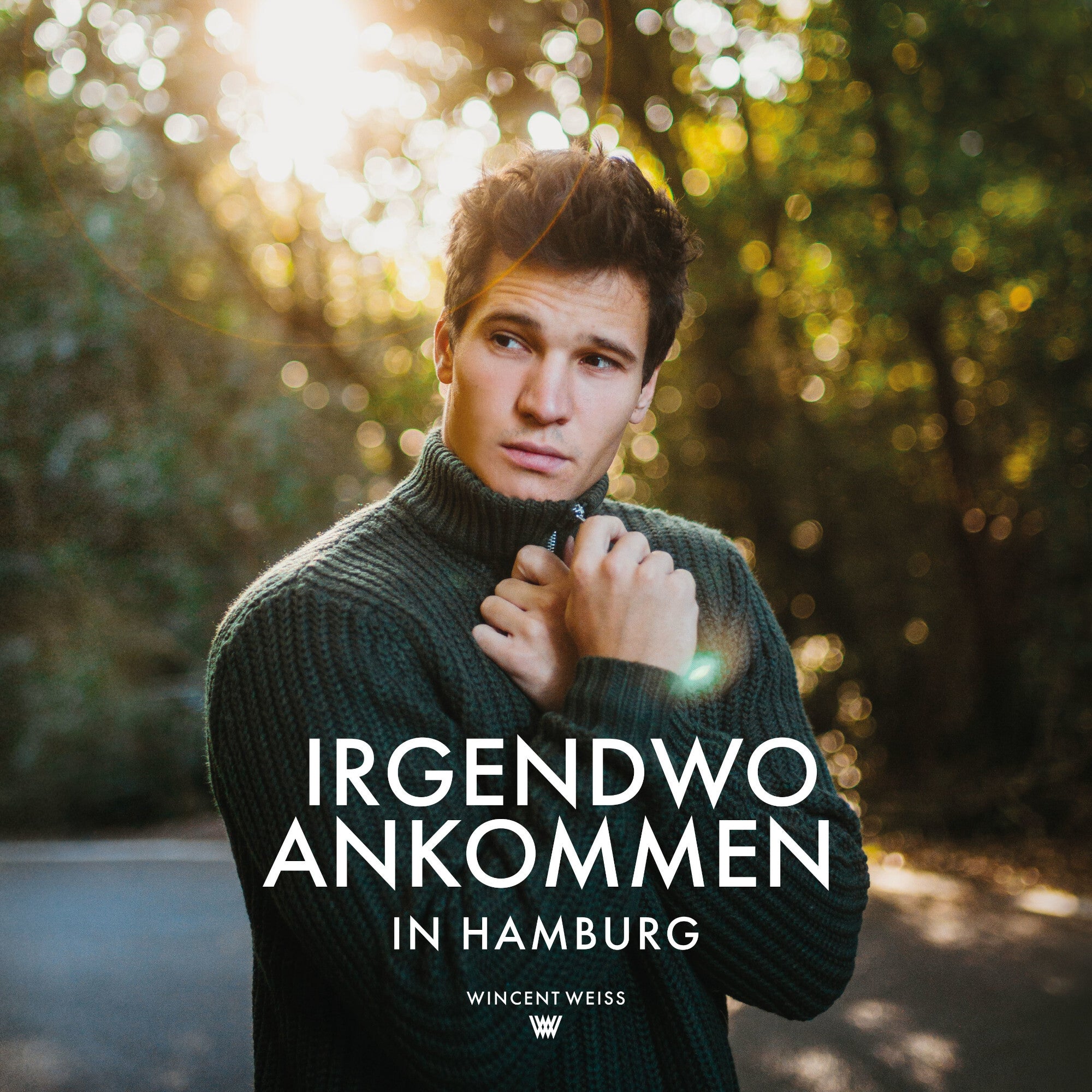 https://images.bravado.de/prod/product-assets/product-asset-data/wincent-weiss/wincent-weiss-d2c-tt/products/503593/web/389577/image-thumb__389577__3000x3000_original/Wincent-Weiss-Irgendwo-Ankommen-CD-Album-503593-389577.c39afa95.jpg